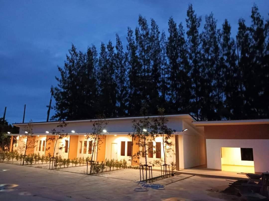 Three Bays Resort Πράτσουατ Κίρι Χαν Εξωτερικό φωτογραφία