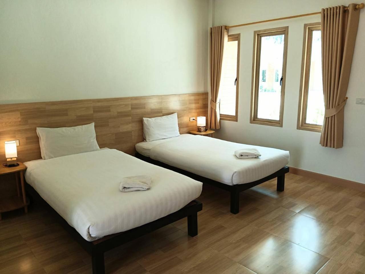 Three Bays Resort Πράτσουατ Κίρι Χαν Εξωτερικό φωτογραφία